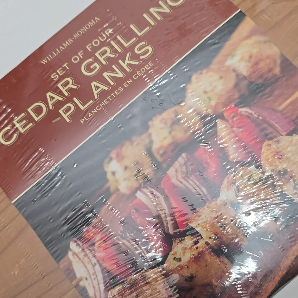 New Sealed Williams Sonoma Set Of 4 Cedar Grilling Planks Made In USA